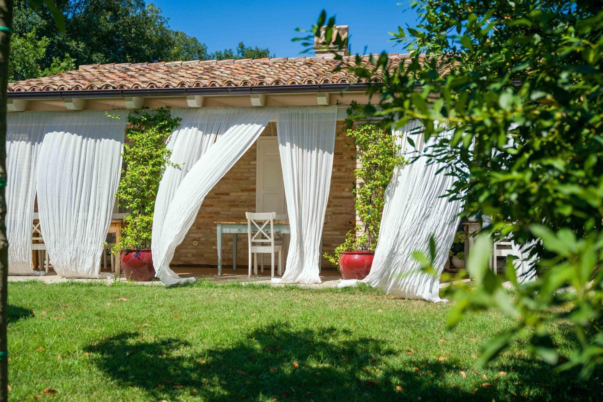 Casavostra - Ambience Suites Ostra Vetere Exterior photo